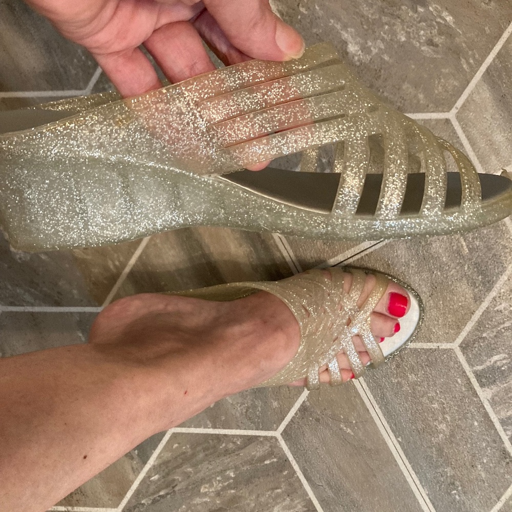 NWOT Glitter Jelly Wedge Sandals
